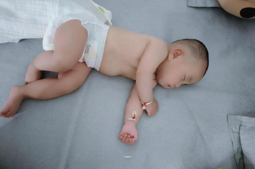 莘县宝宝发烧可以喝牛奶吗